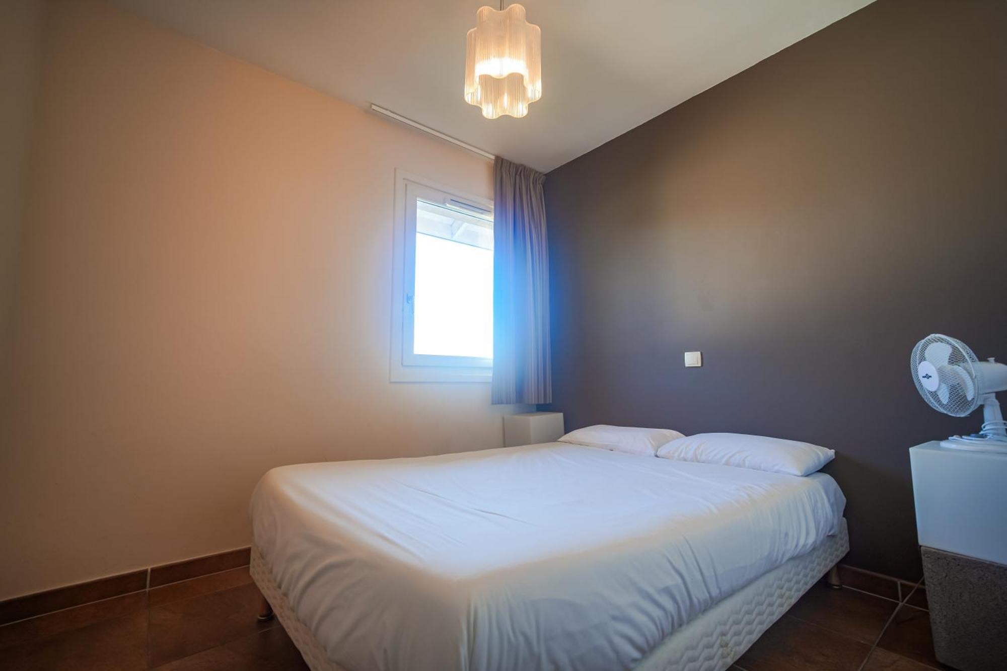 Résidence Hôtelière Spa Les Chataigniers Saint-Jorioz Exterior foto