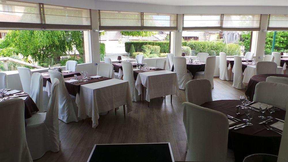 Résidence Hôtelière Spa Les Chataigniers Saint-Jorioz Exterior foto